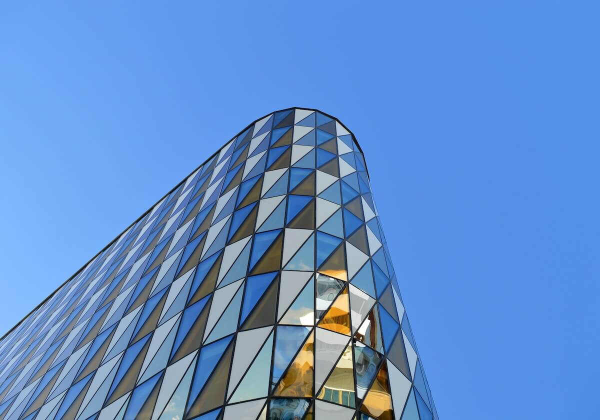 赵睿再现神奇时刻 末节压哨打板三分完美复刻韦德经典绝杀