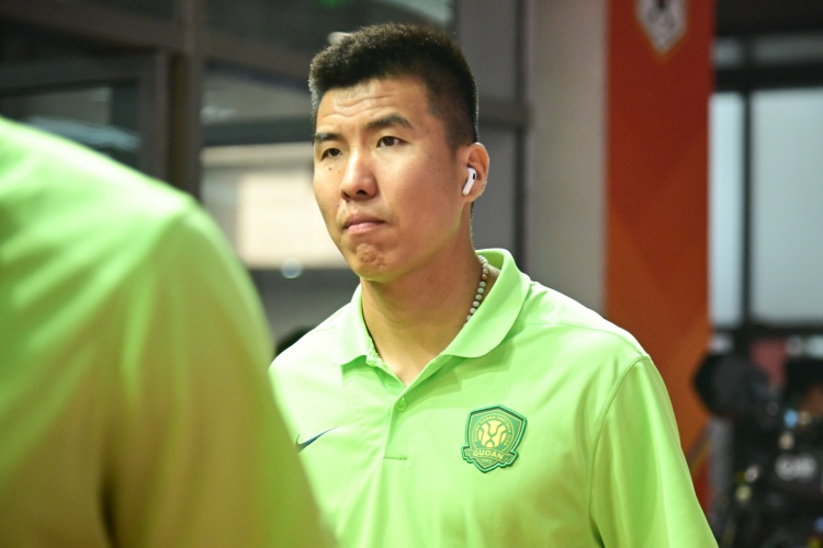 LOL赛事直播-赵宇：王刚与国安续约一年，杨立瑜还有一年合同