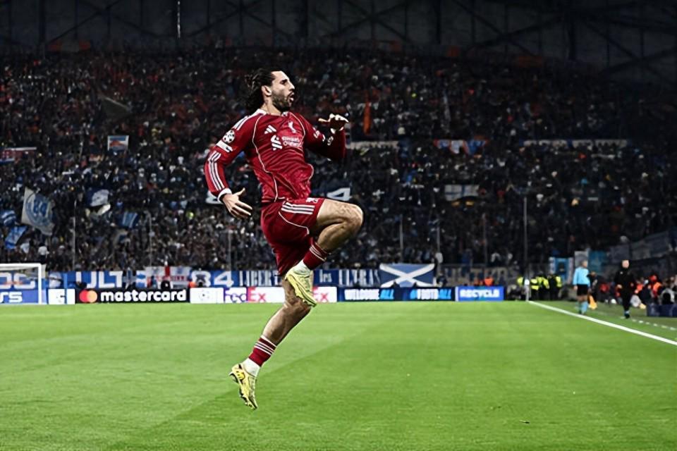 英雄联盟赛事官网-3-0！萨拉赫失单刀，索博斯洛伊致敬小罗，利物浦剑指欧冠16强