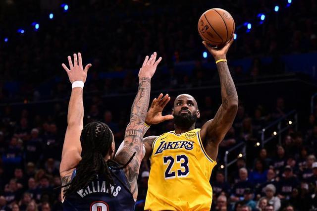 赛事官网入口-NBA季后赛|湖人再度不敌雷霆,赛后全队找裁判理论